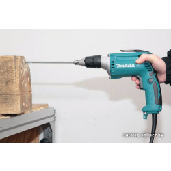             Шуруповерт Makita FS4300        