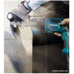             Перфоратор Makita HR2631FT        