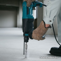             Перфоратор Makita HR2300        