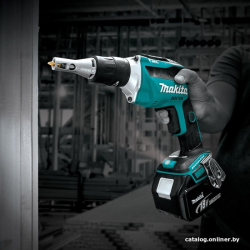             Шуруповерт для гипсокартона Makita DFS452Z (без АКБ)        