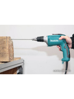             Шуруповерт Makita FS4300        