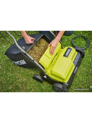             Скарификатор-аэратор Ryobi RY1400SF35B        