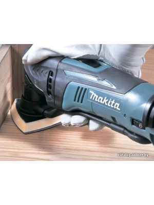             Мультифункциональная шлифмашина Makita DTM50RFE (с 2-мя АКБ, кейс)        